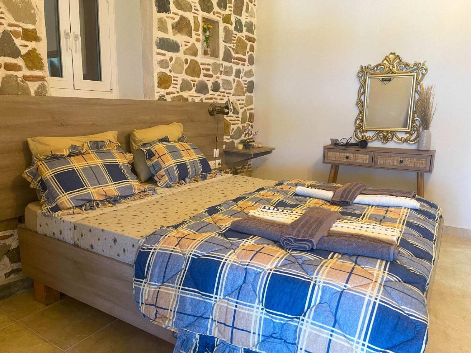 Kenny'S Villa Мастрихари Екстериор снимка